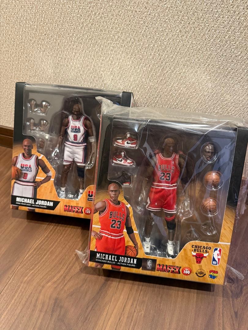 メディコムトイ　マイケル・ジョーダンフィギュア　２体セット NBAのスーパースター！「マイケル・ジョーダン」がアクション