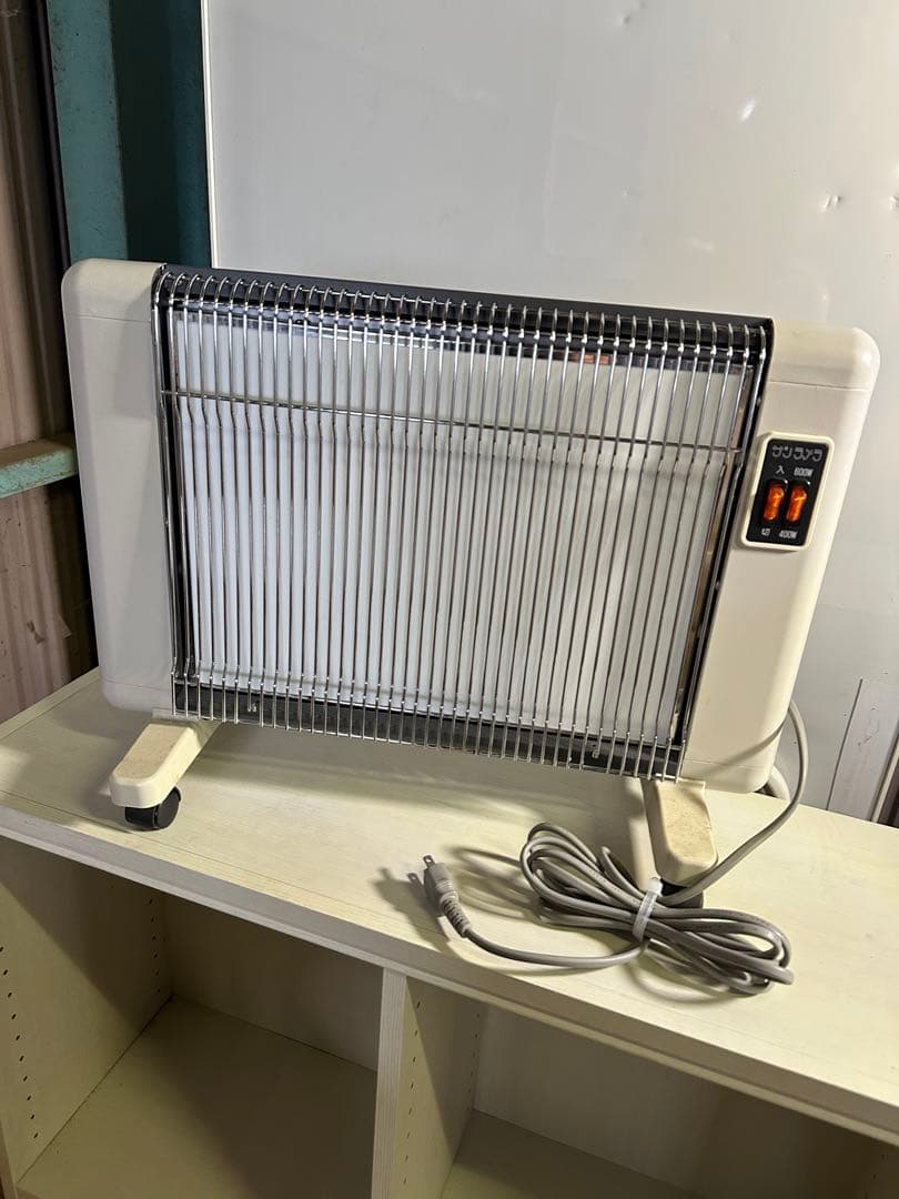 サンラメラ 600W型 遠赤外線輻射式 ニューセラミックヒーター　動作確認済 サンラメラ 600W 白 ホワイト 公式正規販売代理店 5年保証 遠赤外線