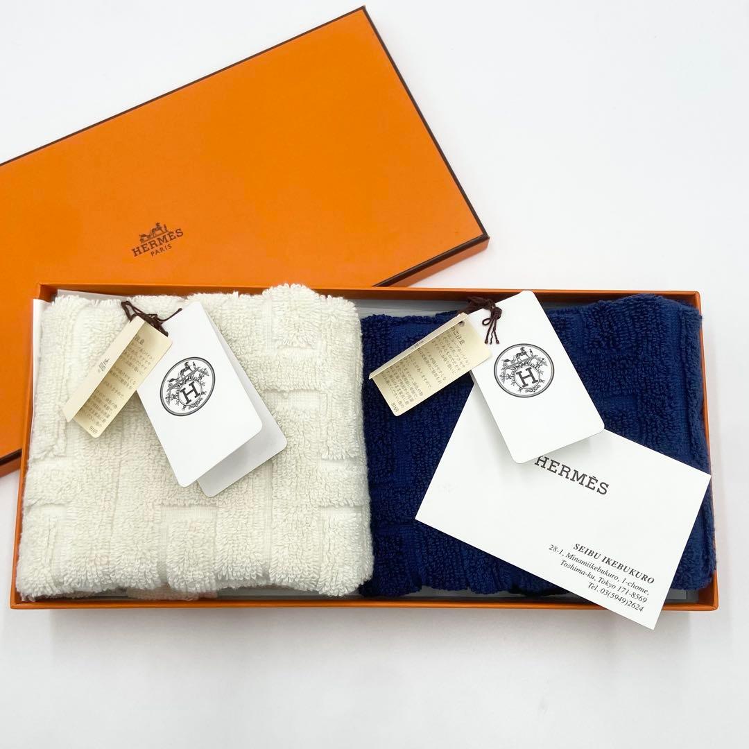 新品未使用　HERMES エルメス　ハンカチ　コットン　2枚セット　白×紺 HERMES】エルメス『コットン ハンカチ』メンズ 1週間保証【中古