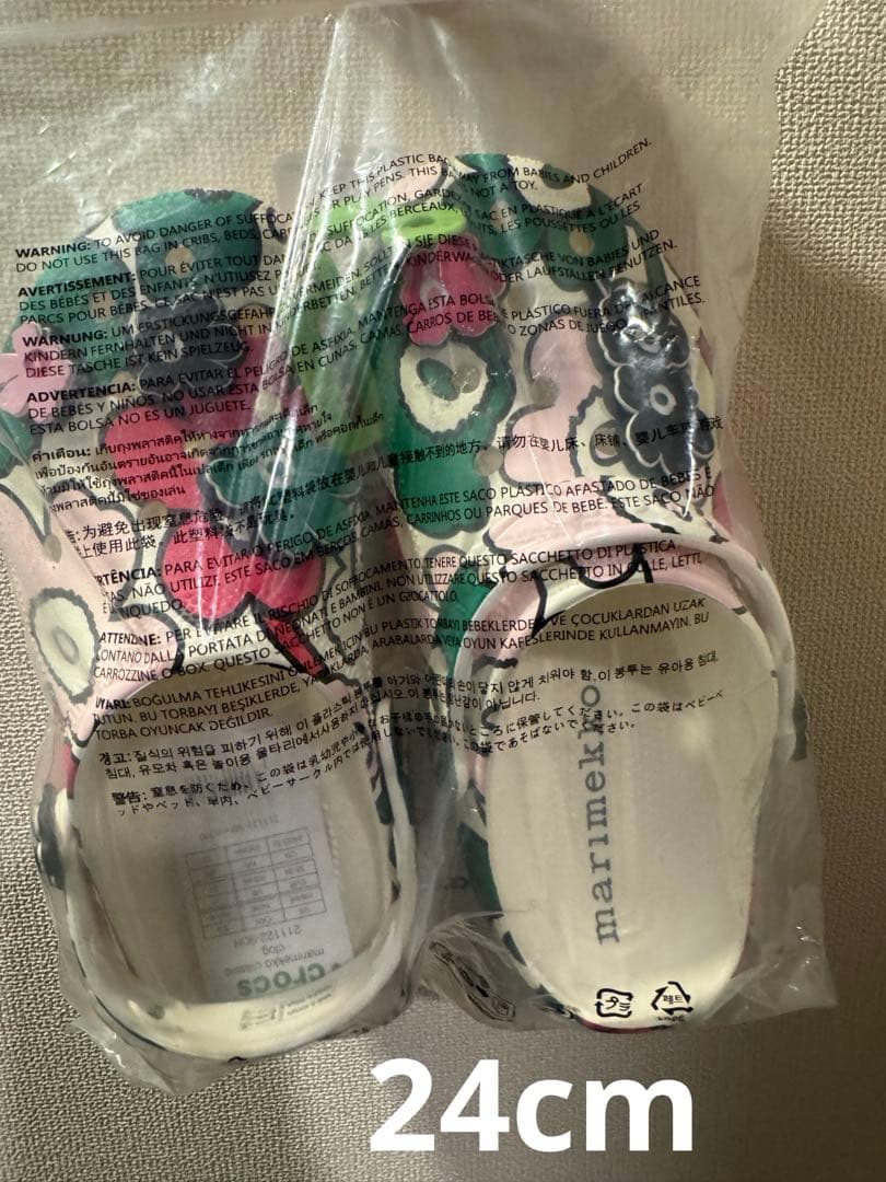 専用クロックスマリメッコ　24㎝ crocs クラシック クロッグ MULTI crocs Marimekko Classic Clog MULTI（クロックス マリメッコ