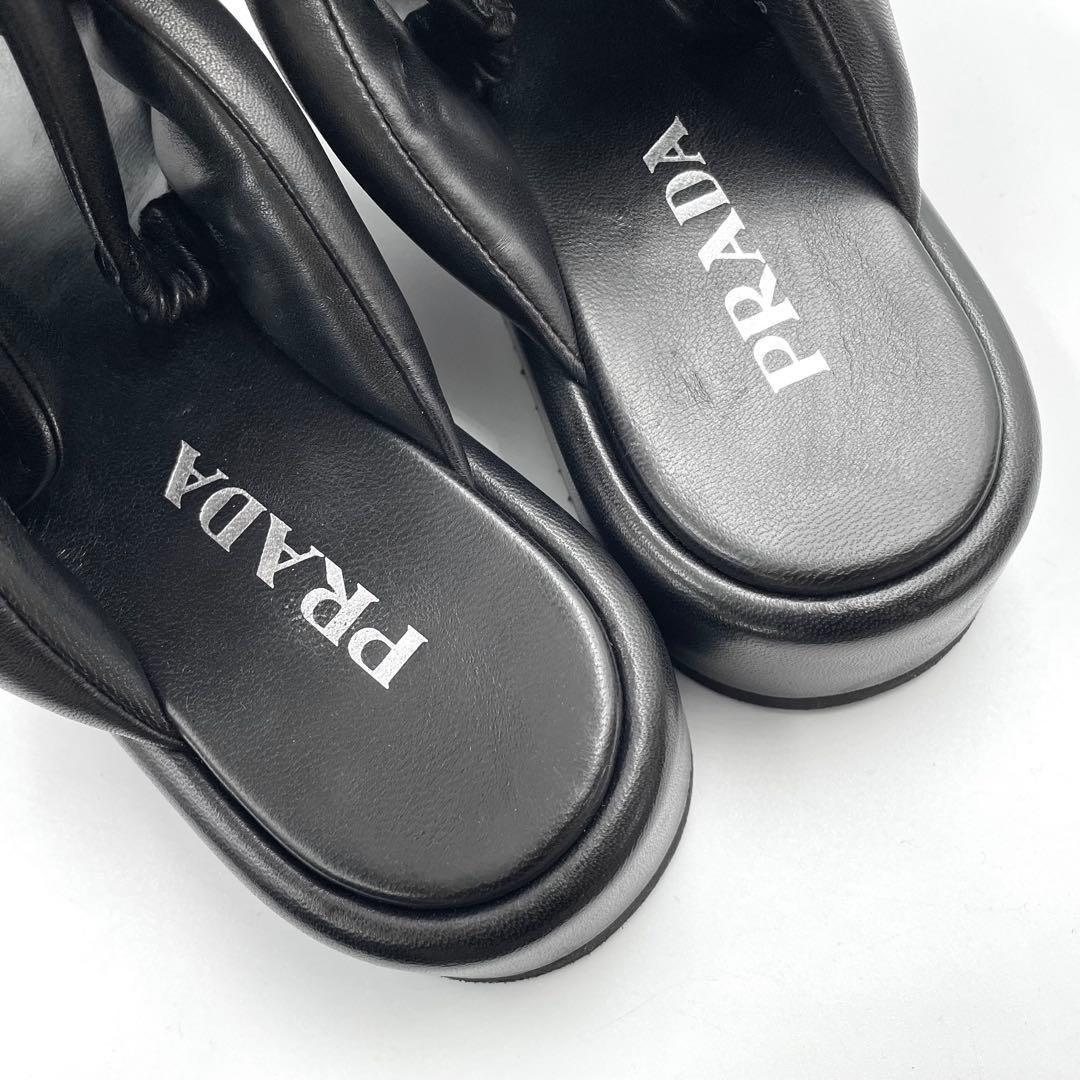 ICチップ内蔵 プラダ サンダル ソフトパテッドナッパレザー 三角