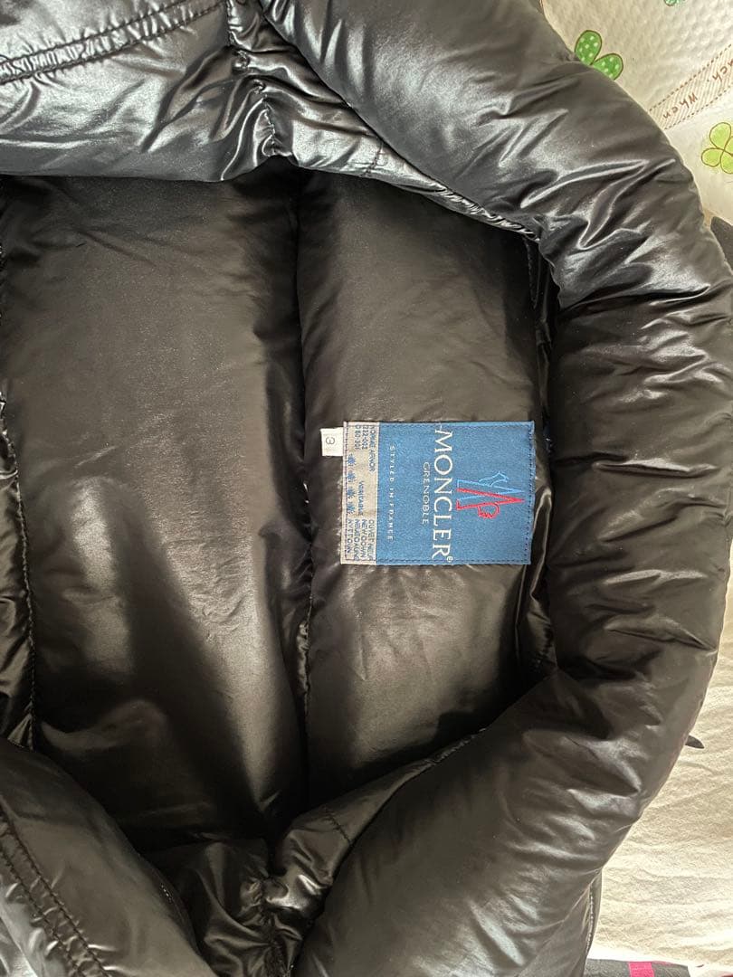 モンクレール ダウンジャケット 青タグ とにかく軽く温かい - メルカリ