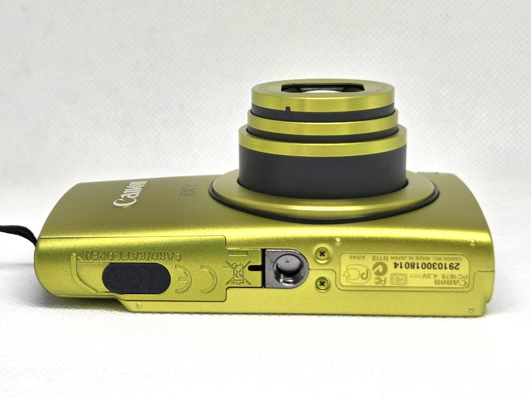 ■ほぼ新品■ キヤノン　Canon IXY 600F グリーン《純正ケース付属》