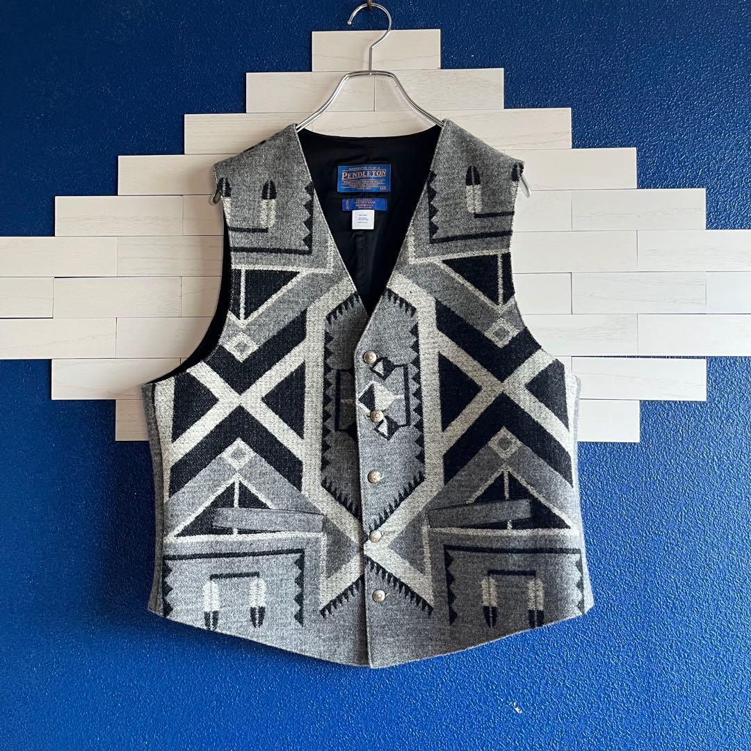 PENDLETON ネイティブ柄 ウールベスト/ WOOL VEST レア物 PENDLETON ネイティブ柄 ウールベスト/ WOOL VEST レア物 - メルカリ