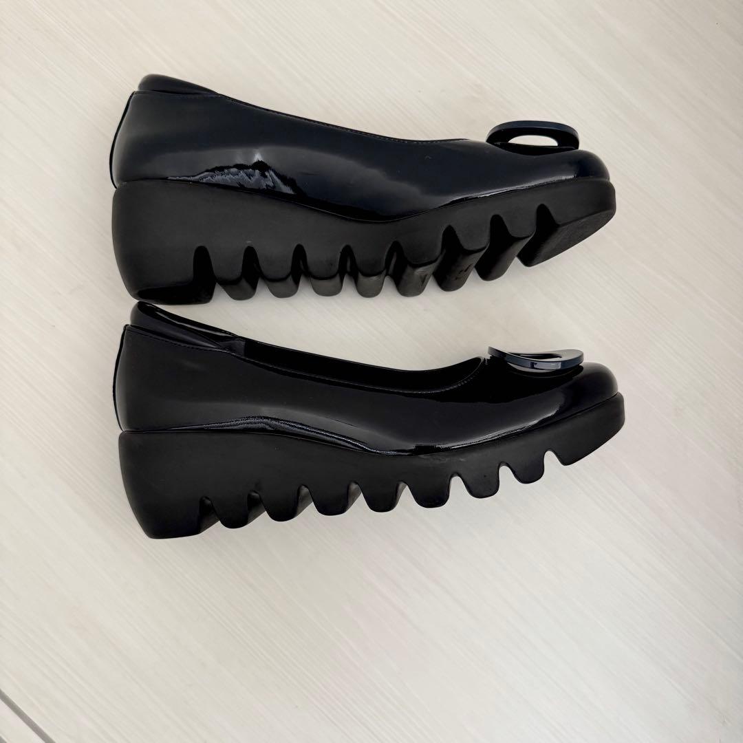 未使用品ヒルズアヴェニューエナメル パンプス ウェーブソール2