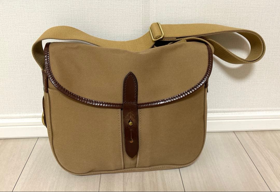 Brady ブレディ ショルダーバッグ斜めがけ 肩掛け キャンバス BRADY（ブレディ） ＃STOUR ストア ショルダーバッグ / コットン
