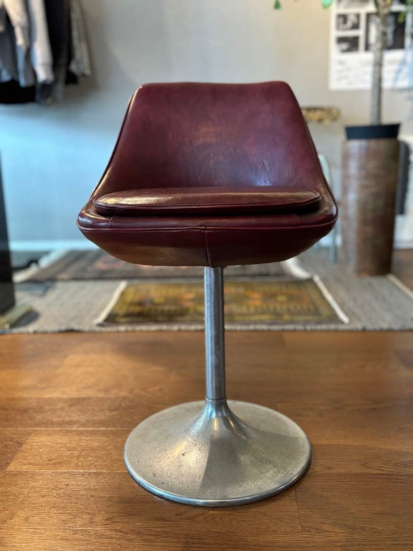 BARカウンターチェアバーガンディ 回転 スツール椅子 楽天市場】カウンターチェア 360度回転 足置き付き 木製 カウンター