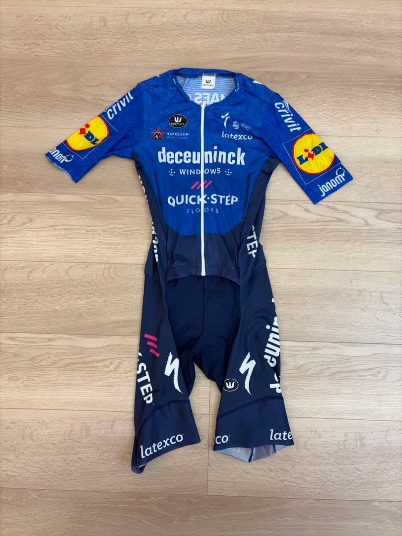 選手支給品 ドゥクーニンククイックステップロードスーツワンピース ドゥクーニンク・クイックステップが2020年シーズンのチームジャージを