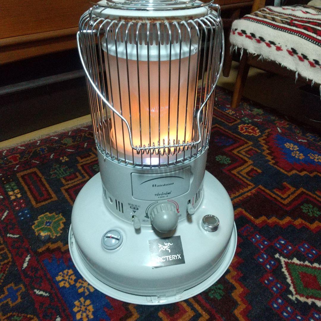 トヨトミ TOYOTOMI トヨストーブレインボー 動作確認済み - メルカリ