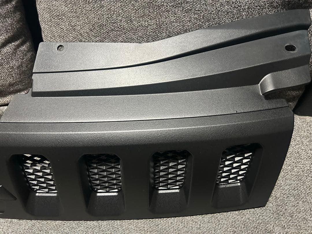 デリカD5‼️フロントグリル 送料込み‼️ラバーチッピング塗装 - メルカリ