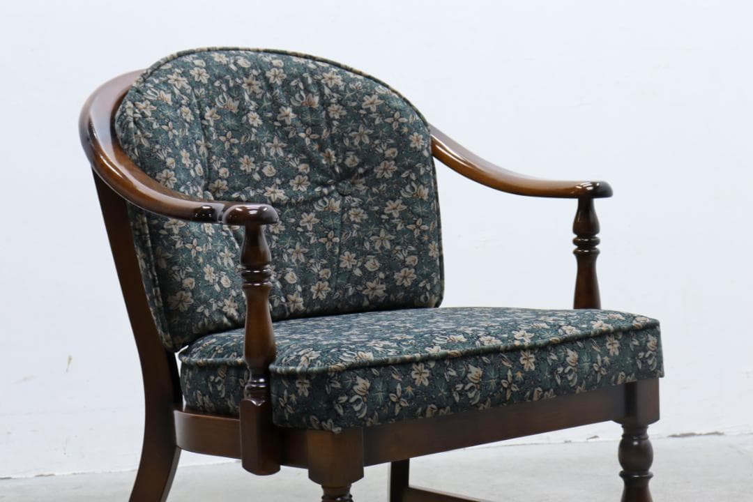 在庫2脚 カリモク アーム ダイニングチェア クラシカル ヴィンテージ