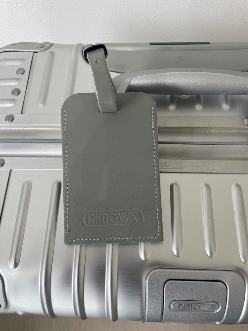 RIMOWA リモワ トパーズ 4輪924.63.00.4 シルバー 68ℓ - メルカリ