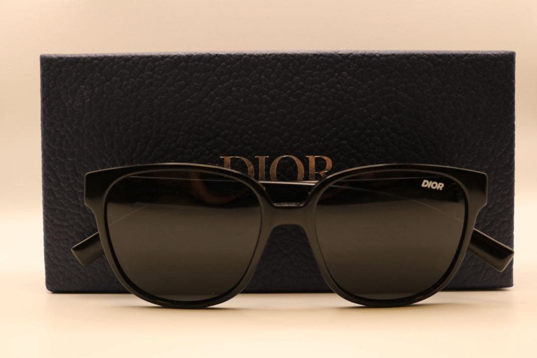 極美品　DIOR ディオール　ブラック ロゴ　サングラス ケース付き Christian Dior クリスチャンディオール アイウェア サングラス ケース