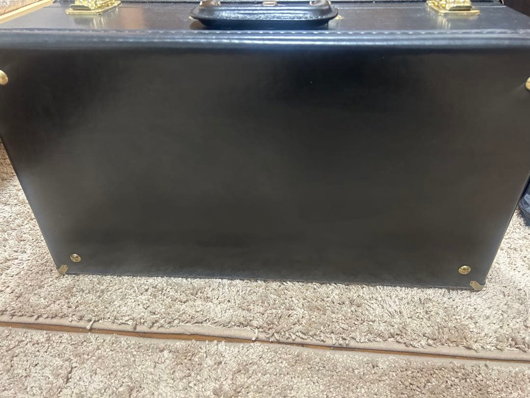 C.G. Conn Vintage One トランペットツートーン仕上げ - メルカリ