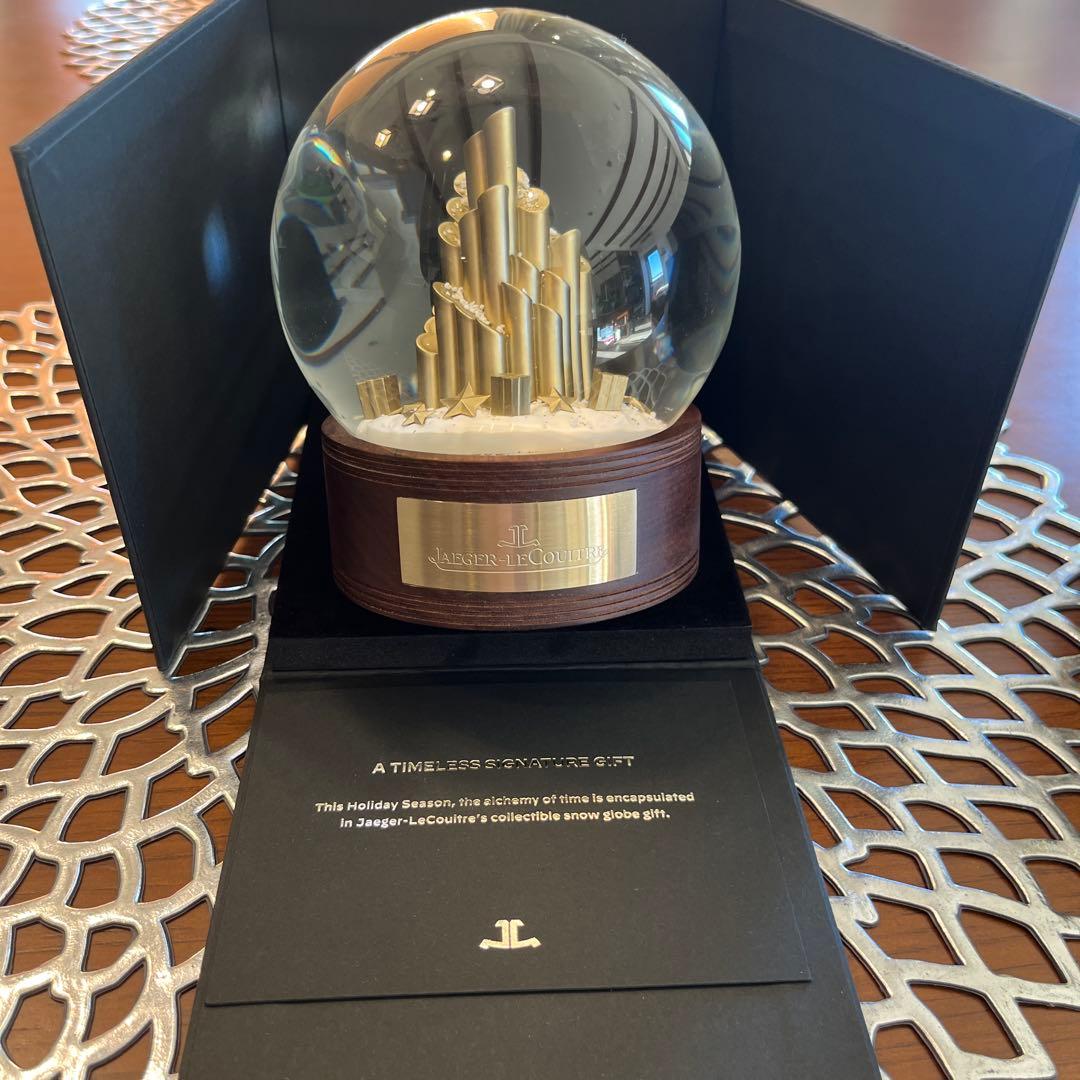 ジャガールクルト スノードーム - メルカリ