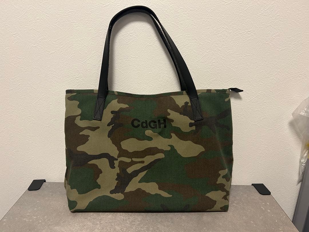 コムデギャルソン　迷彩柄キャンバストート カモフラージュ】コムデギャルソンオム デザイントートバッグ (COMME