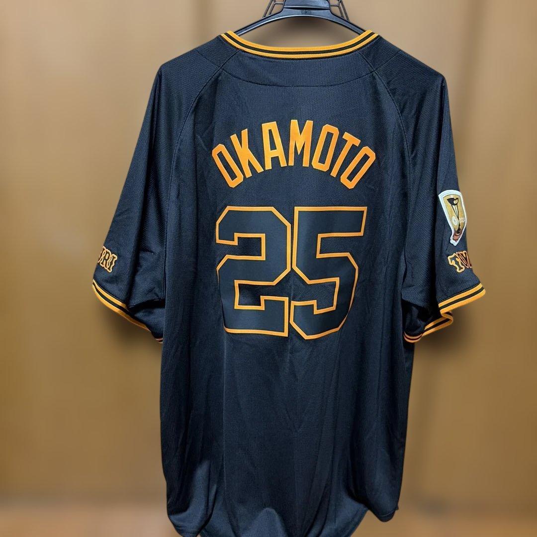 岡本選手 3rdユニフォーム チャンピオンエンブレム - メルカリ