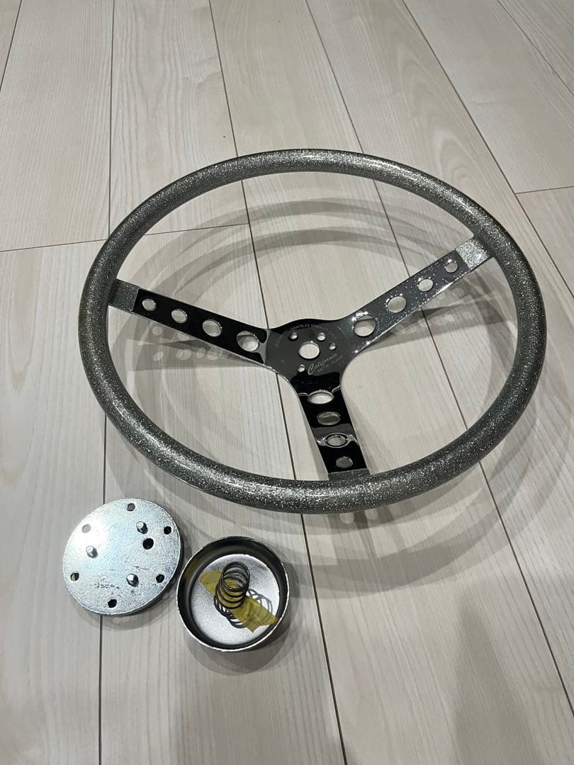 ムーンアイズ ステアリング MOONEYES MOONEYES ムーンアイズ ステアリング ハンドル カリフォルニア メタル