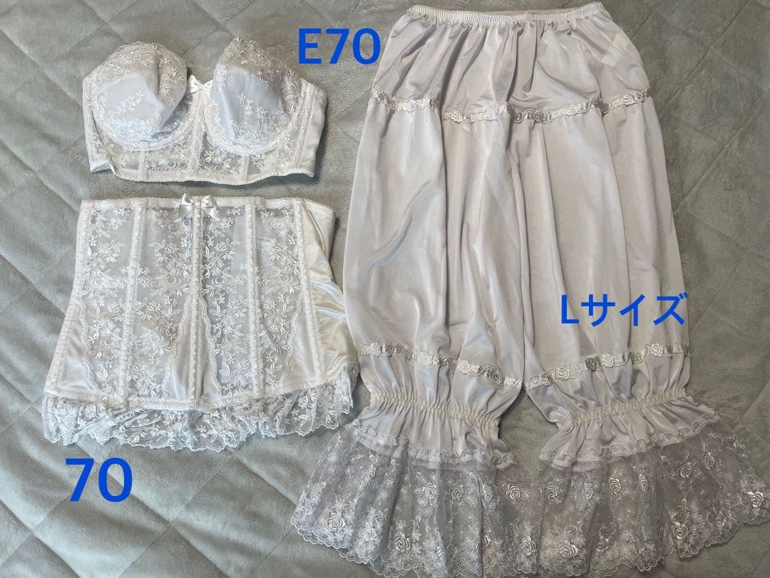 セモアブライダルインナーE70/70/L - メルカリ