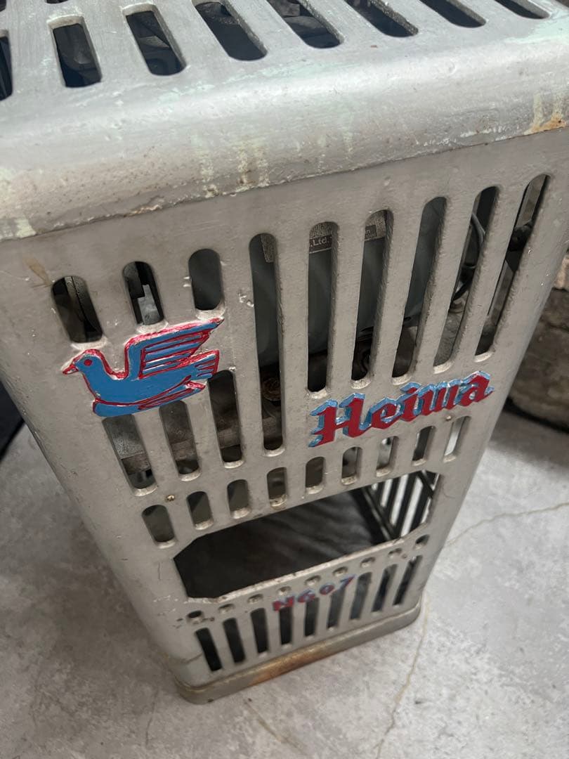 二*ヶ様 かき氷 機 実働 ヴィンテージ レトロ シャビー 刃 1枚付き 二*ヶ様 かき氷 機 実働 ヴィンテージ レトロ シャビー 刃 1枚付き