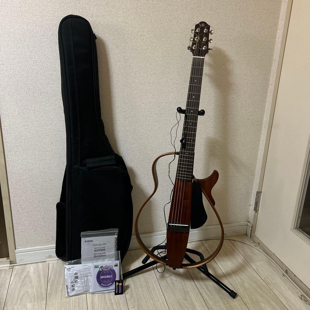 ヤマハ サイレントギター 極上品 単三電池でOK 付属品完備 SLG200S！ YAMAHA（ヤマハ） SLG200S/NT サイレントギター 初心者セット すぐに