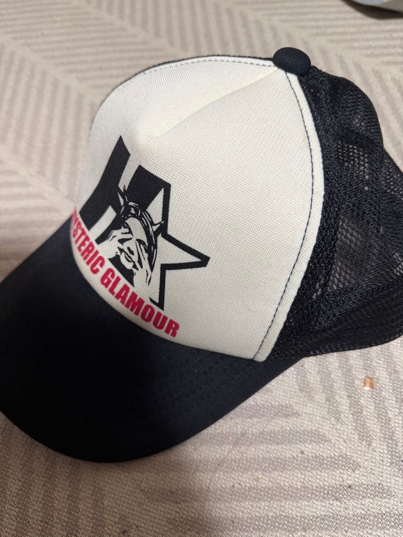 HYSTERIC GLAMOUR トラッカーキャップ ホワイト/ブラック - メルカリ