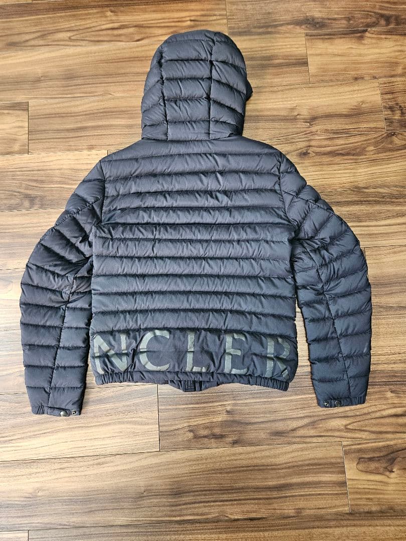 MONCLER DREUX GIUBBOTTO フーディロゴダウンジャケット - メルカリ