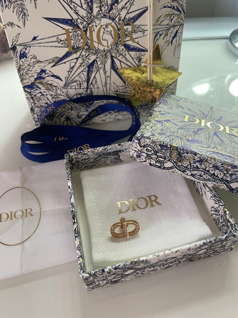 ディオールPetit CD スタッドピアス　ピンクゴールド　ローズゴールド　片耳 楽天市場】Dior ディオール Petit CD Baroque Stud Earrings ピアス