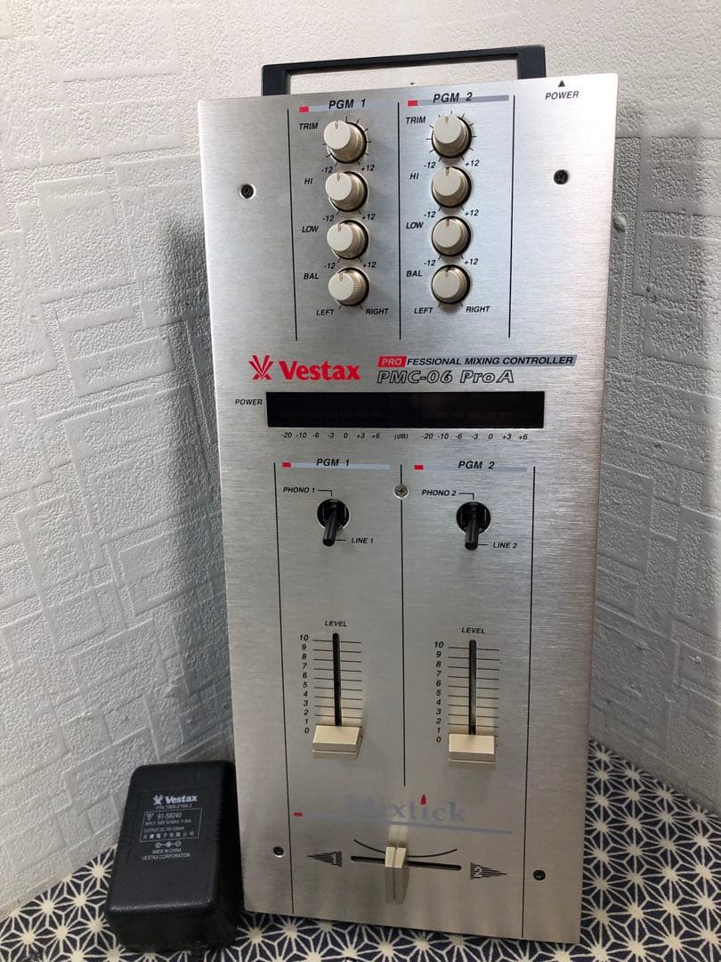 VESTAX ベスタクス　PMC-06ProA フェーダーメンテ　カットラグ Vestax PMC-06ProA 中古の簡易メンテとその後のレビュー | D3ログ
