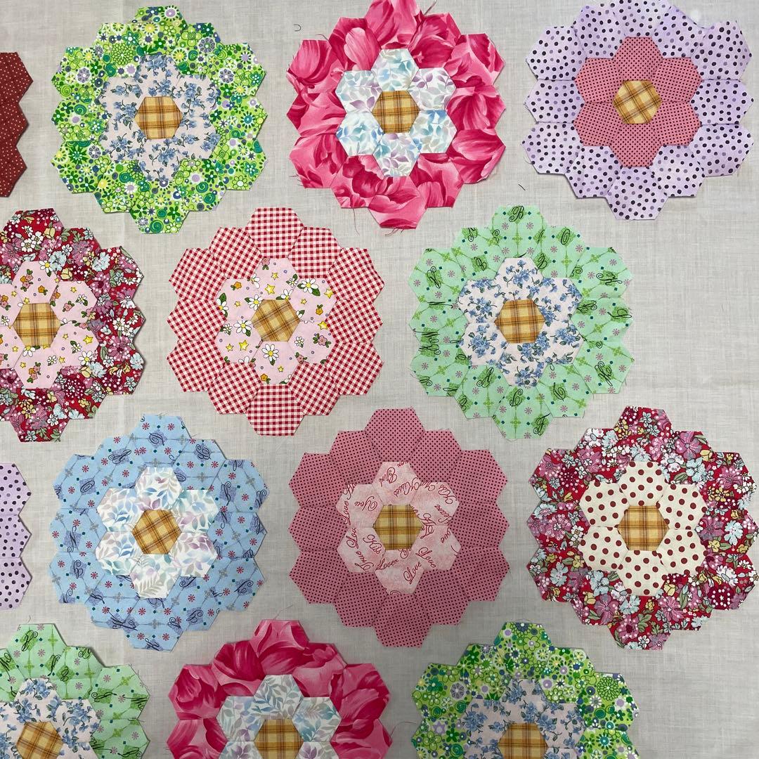 パッチワーク キルトトップ パターン おばあちゃんの花園 20枚 まとめ