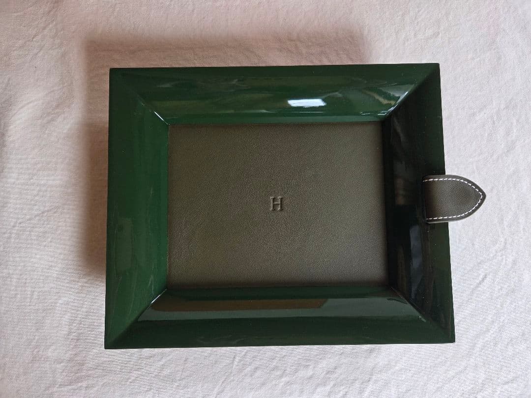 エルメス　ヴィドポッシュ　レクタンギュラー　《アトリウム》