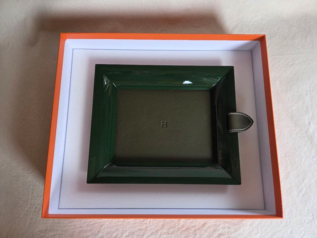 エルメス　ヴィドポッシュ　レクタンギュラー　《アトリウム》