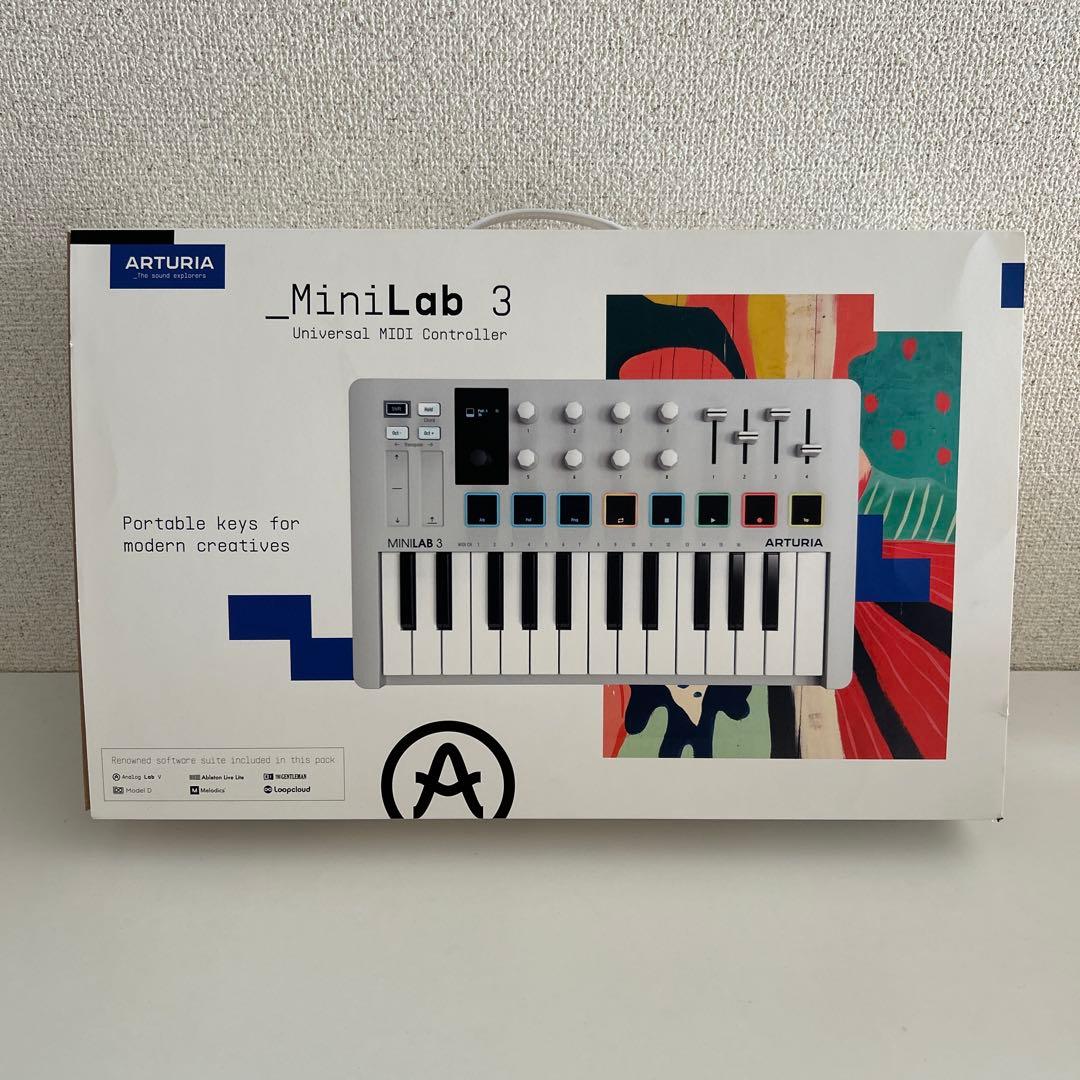 【美品】ARTURIA MiniLab3 MIDIキーボード　DTM アートリア ARTURIA ( アートリア ) MiniLab 3 Black MIDI キーボード＆パッド