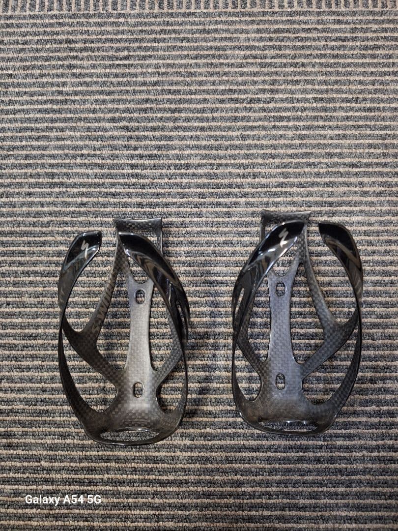 使用極少極美品S-WORKS CARBON RIB CAGE III　2個セット 幕張Selections】軽さと耐久性を両立した「S-WORKS CARBON RIB CAGE