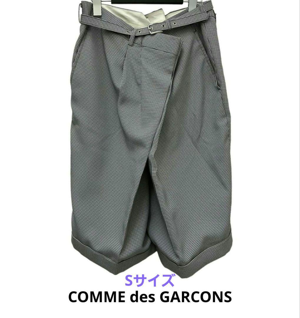 コムデギャルソン 変形デザイン ハーフパンツ ベルト付き Sサイズ 存在感絶大【コム デ ギャルソン オム プリュス】ショーツ (COMME des