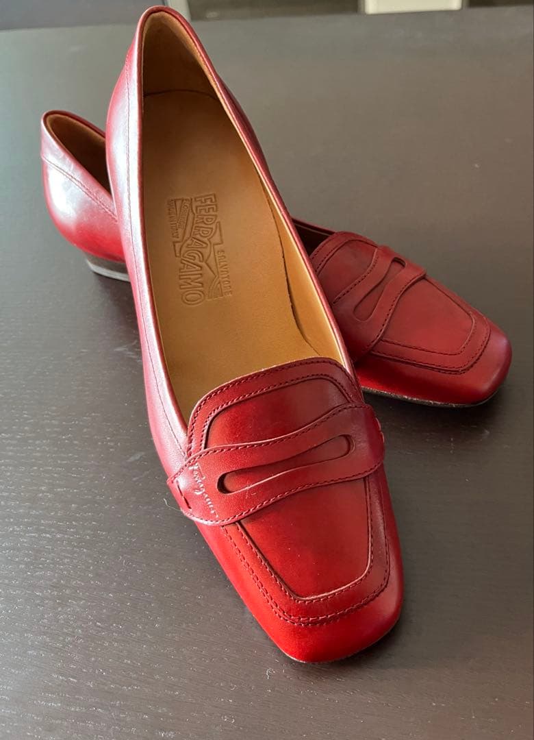 【未使用品】サルヴァトーレフェラガモ 23cm パンプス 中古・古着通販】Salvatore Ferragamo (サルヴァトーレ フェラガモ