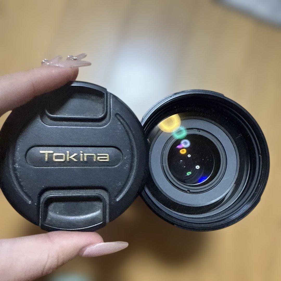 Tokina AT-X 80-400mm f/4.5-5.6 ズームレンズ