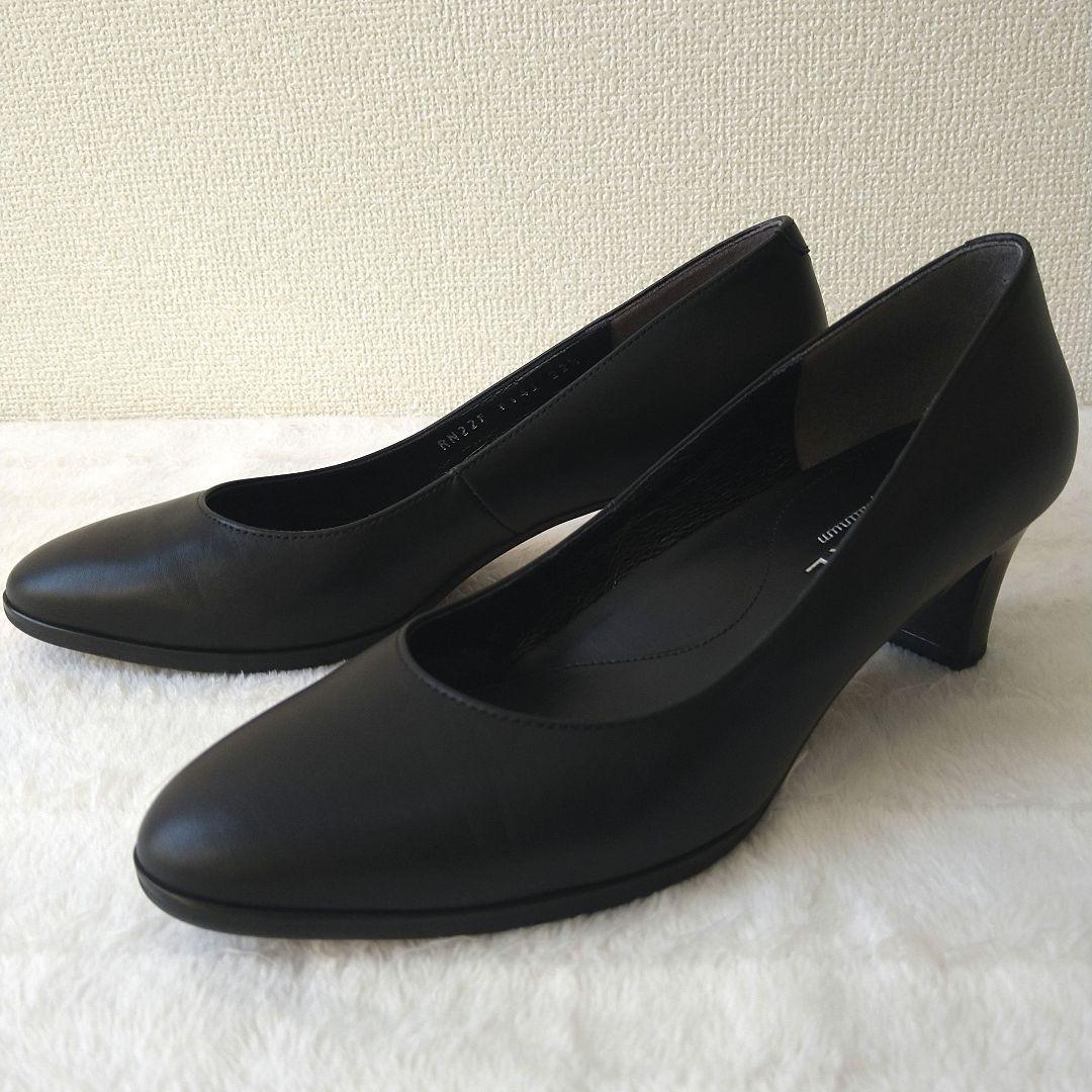美品 REGAL リーガル プラチナム パンプス 22.5cm 黒 F14J