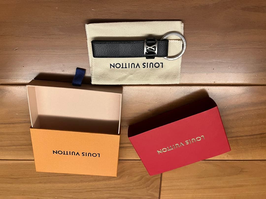 ルイ・ヴィトン　LOUIS VUITTON キーリング　黒 正規紙袋無料】ルイヴィトン キーホルダー メンズ キーリング ダミエ