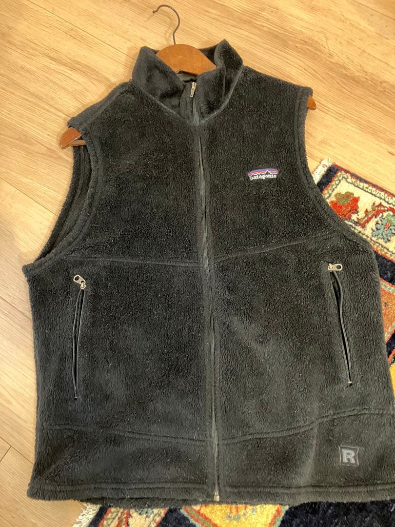 Patagonia ブラック ベスト Lサイズ USA Patagonia shelled synchilla vest L black 90's パタゴニア シェルド