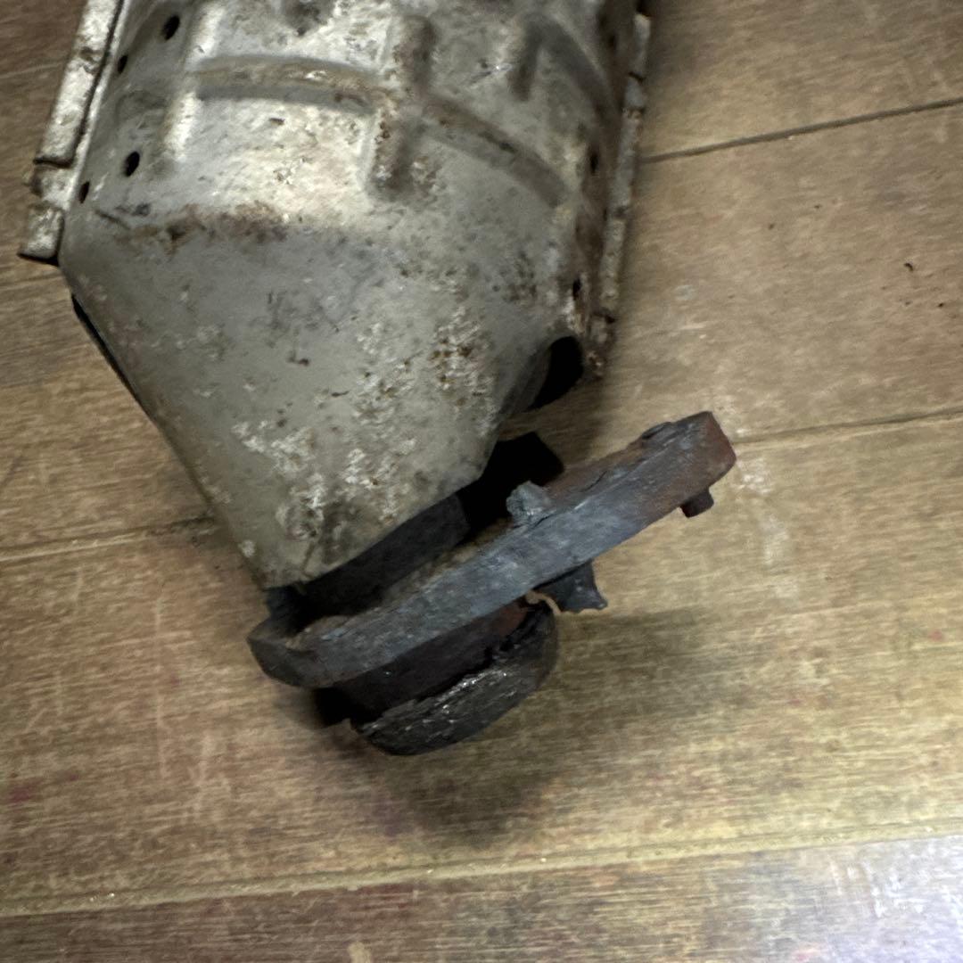 スズキ K6A ターボ 触媒 ジャンク 素材 - メルカリ