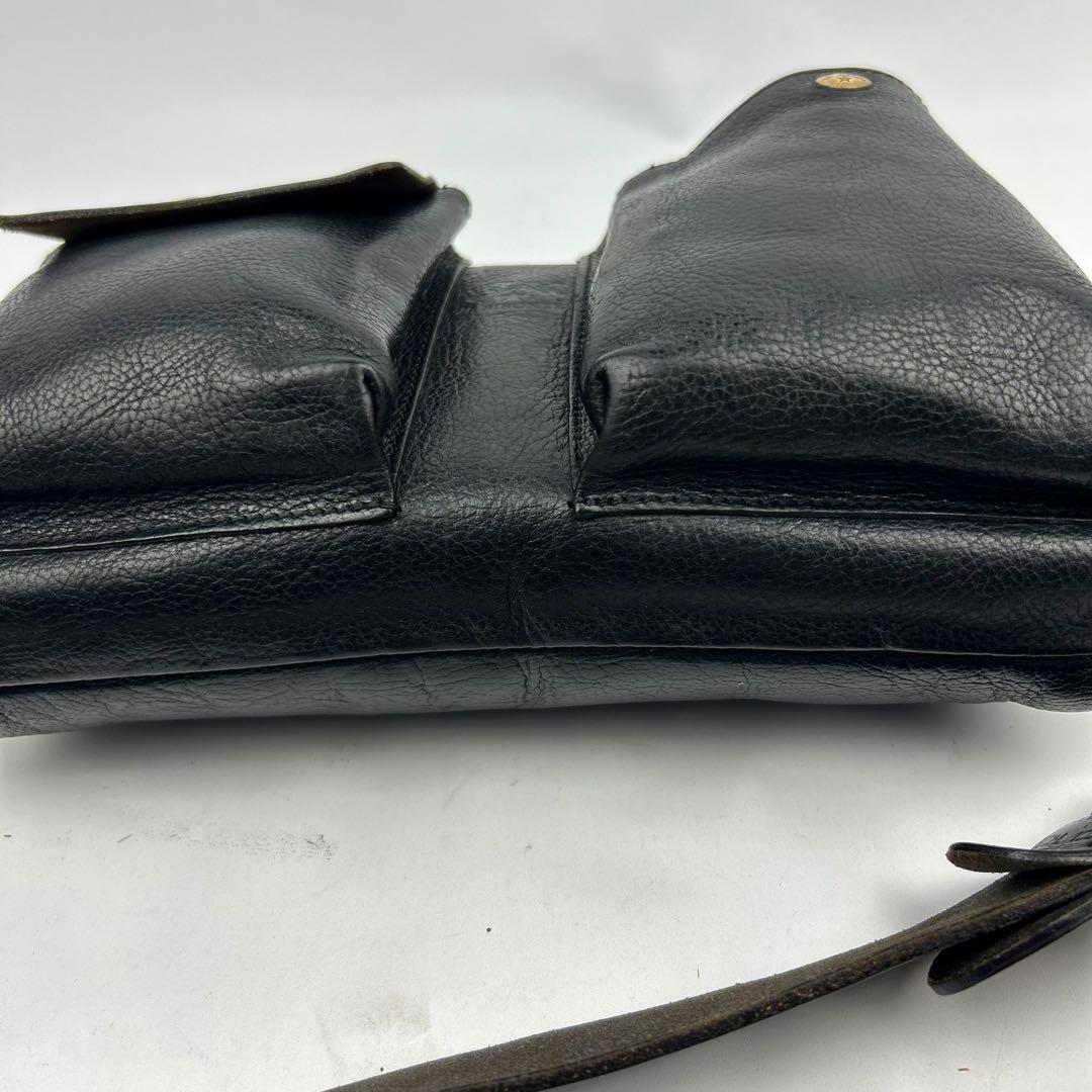 美品】イルビゾンテ ショルダーバッグ ボディバッグ レザー ロゴ型押し