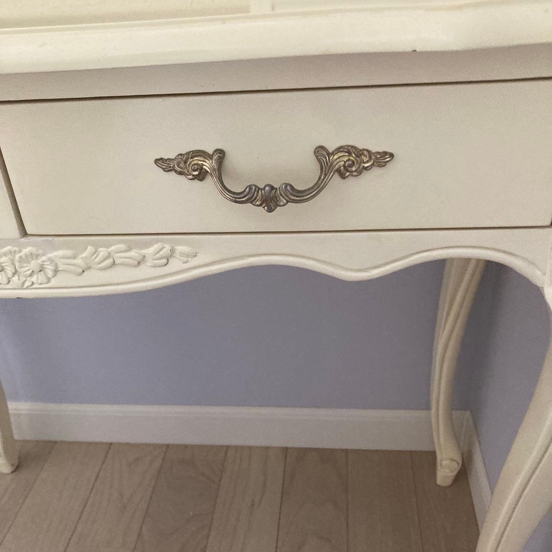 うさぎ　kino オーバルミラードレッサー