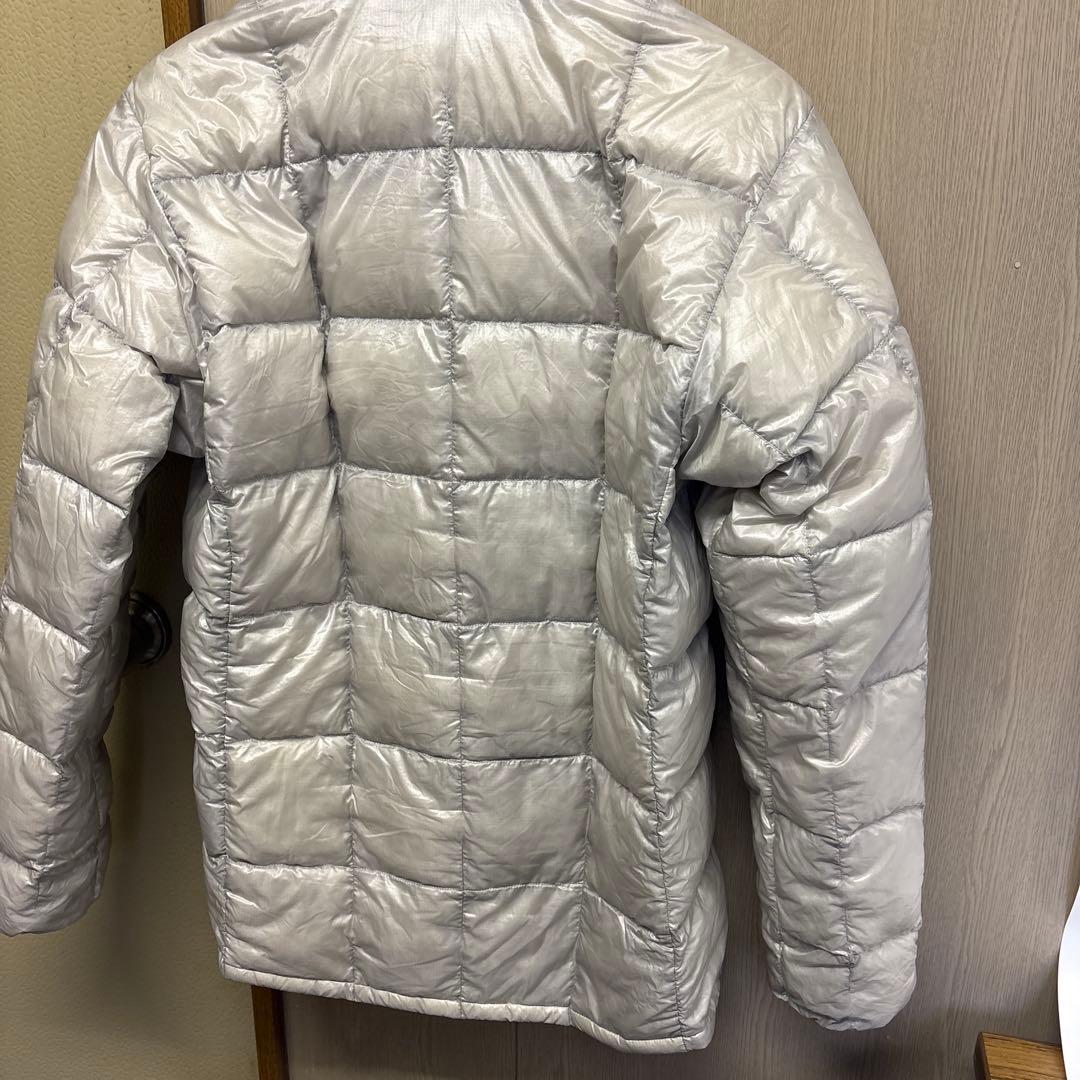 人気色 モンベル スペリオダウンジャケット ライトグレー M - メルカリ