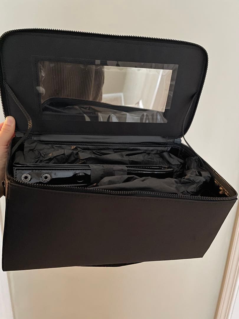 海外限定‼︎大容量 コスメポーチ carry all MAC - メルカリ