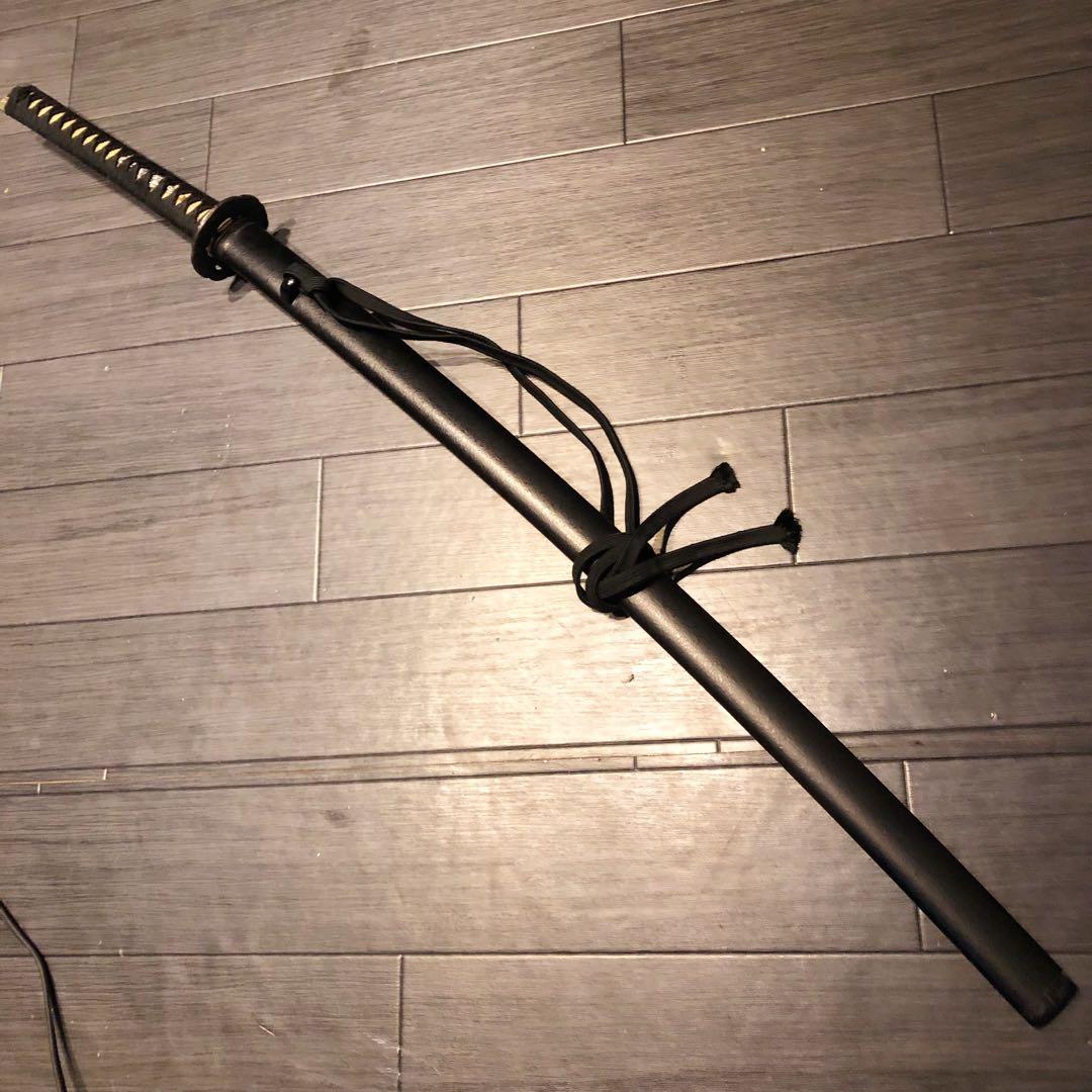 高級模造刀 居合刀 樋入り刀身 黒拵え 亜合金刀身