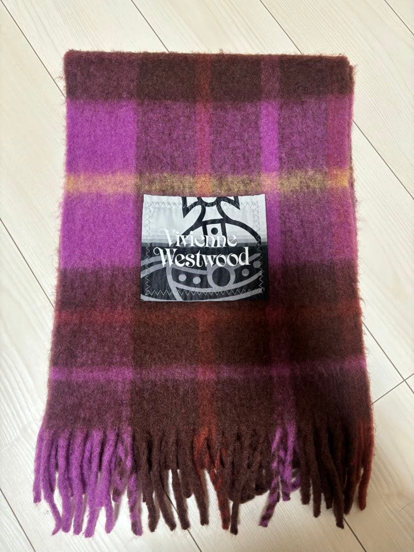 ヴィヴィアンウエストウッド デカロゴ マフラー大判ストール 未使用品 ヴィヴィアンウエストウッド デカロゴ マフラー 大判ストール