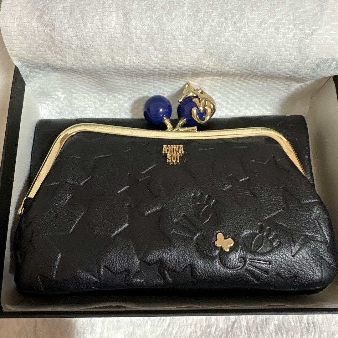 アナスイ　二つ折り財布　猫　がま口 アナスイ 財布 二つ折り 本革 猫 がま口 プレイングキャット 二つ折り