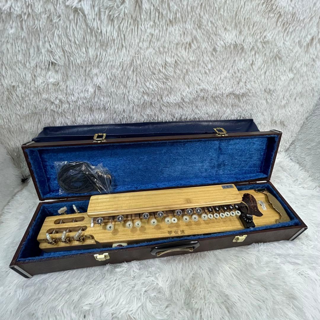 美品】琴伝流 敷島クリア 電気 大正琴 ナチュラル木目 河合楽器 - メルカリ