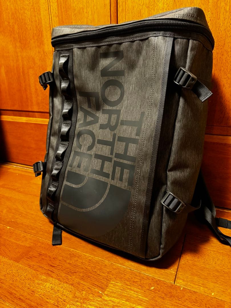 THE NORTH FACE 30l ヒューズボックス　ノースフェイス THE NORTH FACE（ザ ノースフェイス） ノースフェイス リュック 撥水
